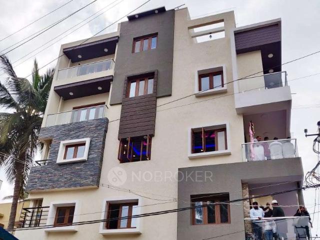 2 BHK Flat In Ah Mansion for Lease In Rt Nagar