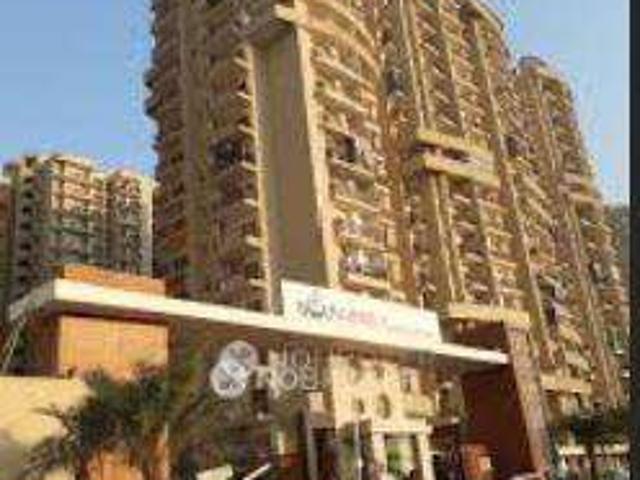 2 BHK Flat In Aims Golf Avenue 1 For Sale In Sector 75