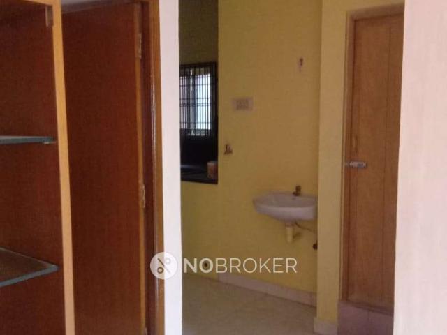 2 BHK Flat In Aishwarayam Flats for Rent In Velachery