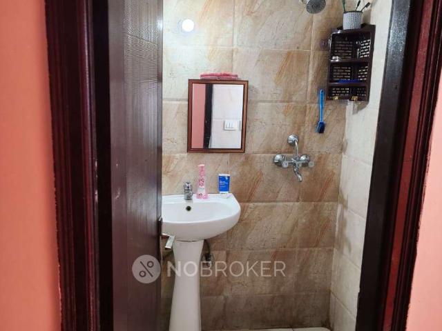 2 BHK Flat In Ajnara Homes for Rent In Sector 121