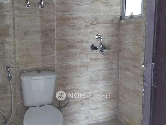 2 BHK Flat In Ajnara Le Garden For Sale In Sector 16b