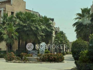 2 BHK Flat In Ajnara Panorama for Rent In Sector 22a