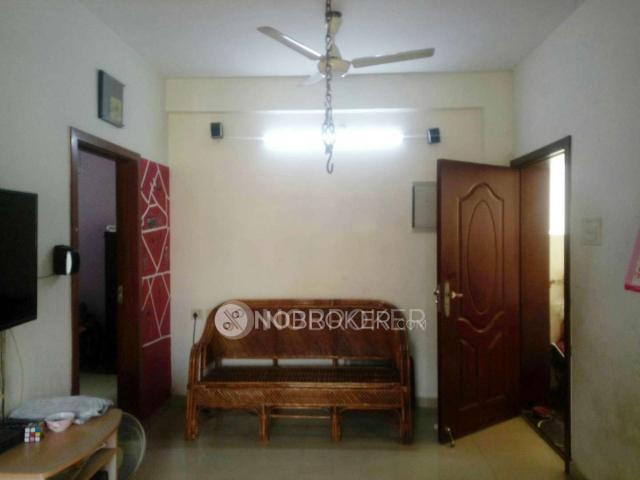 2 BHK Flat In Akarshana Apartment, Tambaram, Chennai For Sal