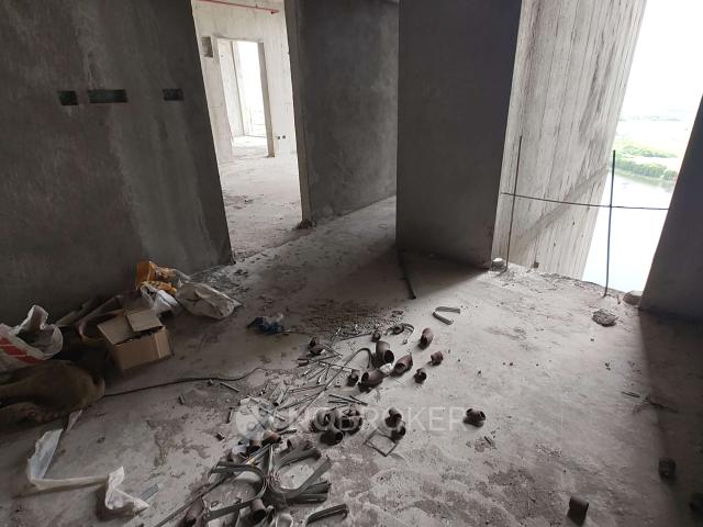 2 BHK Flat In Aliens Hub For Sale In Chennaram