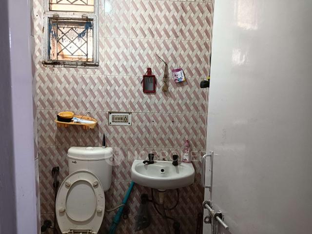 2 BHK Flat In Alok Vihar 1 for Rent In Sector 50