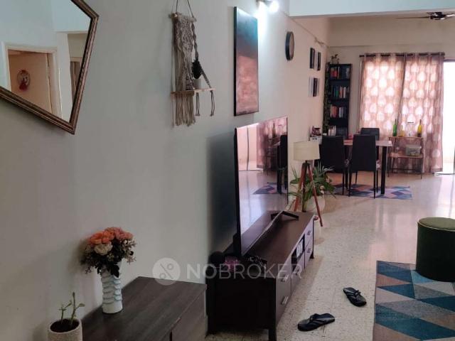 2 BHK Flat In Alpine Court for Rent In Koramangala 1a Block, Sbi Colony, Kormangala