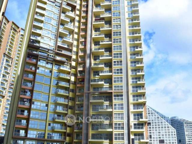 2 BHK Flat In Amanora Adreno Towers for Rent In Hadapsar