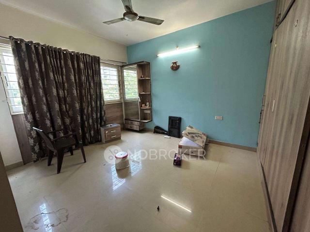2 BHK Flat In Amanora Aspire Towers, Hadapsar for Rent In H