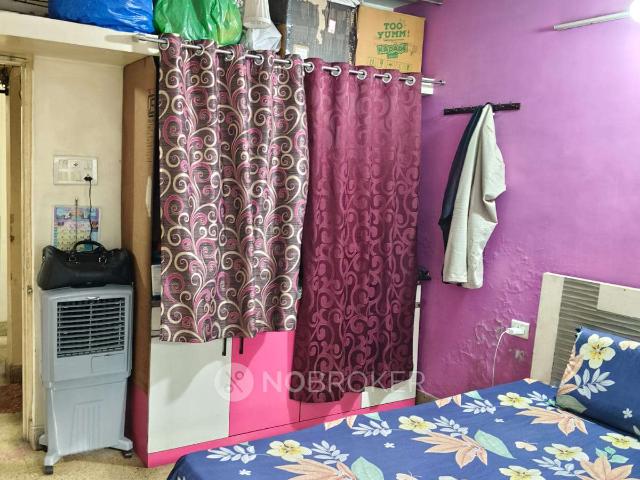 2 BHK Flat In Amar Plaza for Rent In Hadapsar