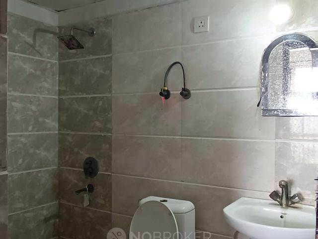 2 BHK Flat In Amarpali Silicon City For Sale In Sector 76 N