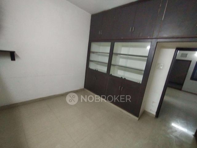 2 BHK Flat In Ambadipudi Emerald Arcade For Sale In New Nallakunta