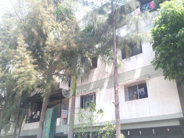 2 BHK Flat In Amit Plaza, Hadapsar for Rent In Hadapsar