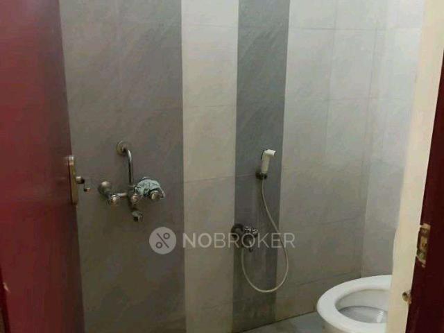 2 BHK Flat In Amraas Crescent for Lease In West Mambalam