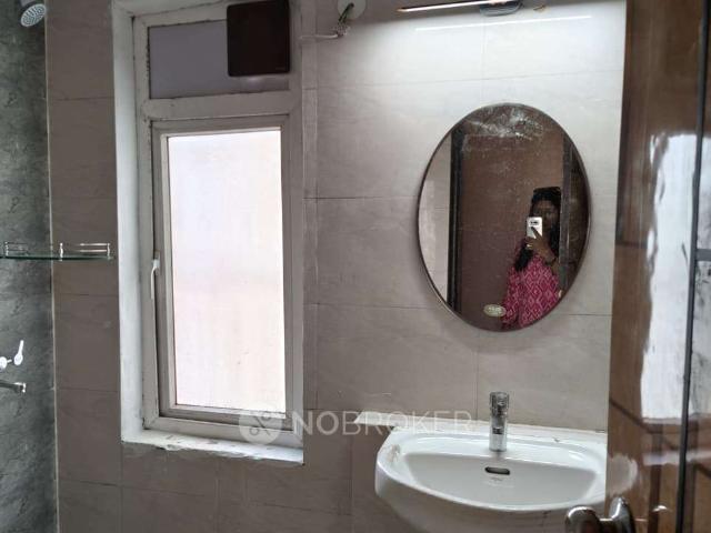 2 BHK Flat In Amrapali Dream Valley 2 for Rent In Amrapali