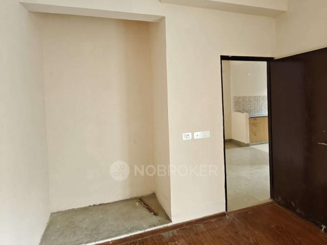 2 BHK Flat In Amrapali Dream Valley High Rise for Rent In Tech Zone Iv