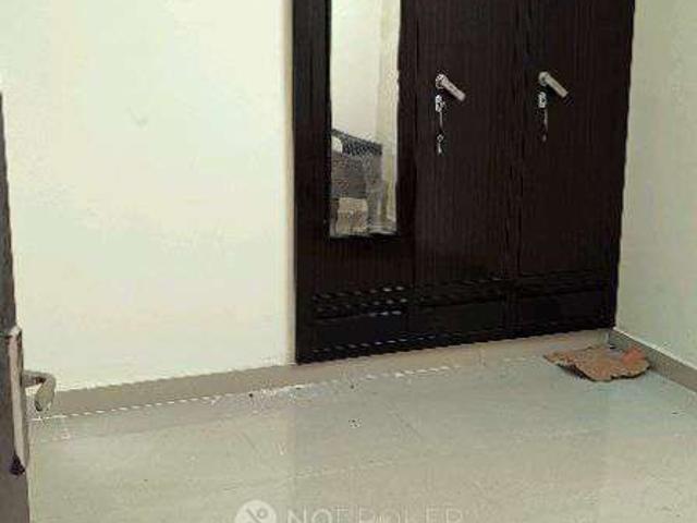 2 BHK Flat In Amrapali Enchante for Rent In Tech Zone Iv