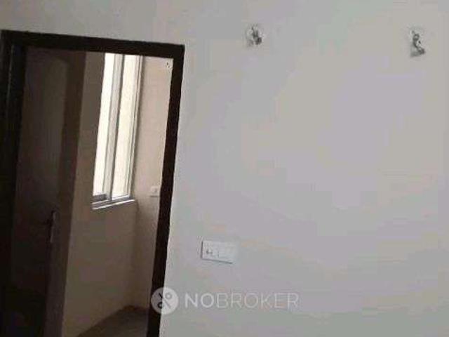 2 BHK Flat In Amrapali Golf Homes For Sale In Sector 4