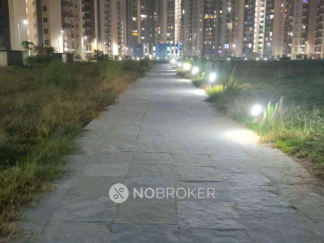 2 BHK Flat In Amrapali Golf Homes For Sale In Noida Extension, Greater Noida