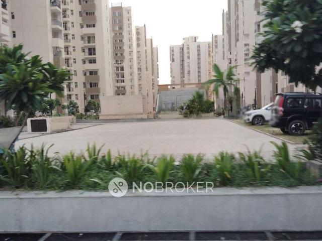 2 BHK Flat In Amrapali Leisure Park for Rent In Tech Zone Iv, A