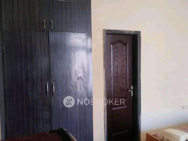2 BHK Flat In Amrapali Silicon City for Rent In Sector 76
