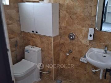 2 BHK Flat In Amrutha Platinum Towers for Rent In Whitefiel