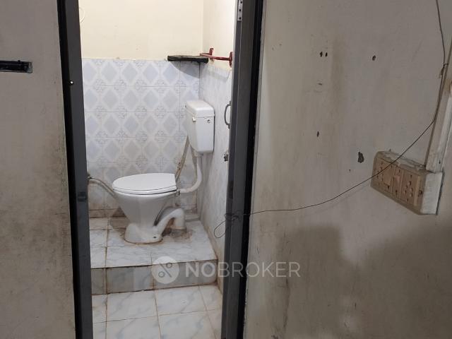 2 BHK Flat In Andhapura House For Sale In Triplicane