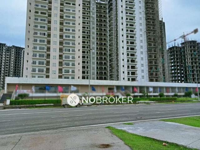 2 BHK Flat In Antriksh Golf View 1 For Sale In Sector 78, Noida