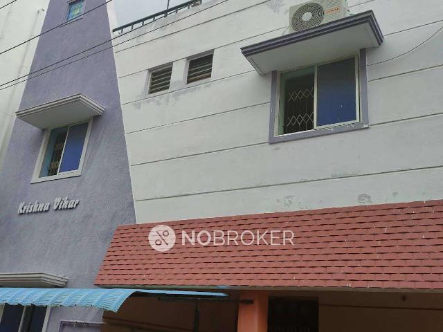 2 BHK Flat In Apartment For Sale In Vadapalani