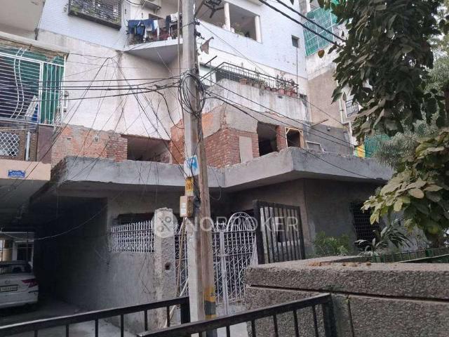 2 BHK Flat In Apartment For Sale In Mayur Vihar