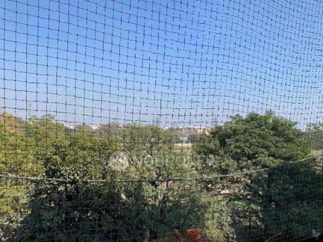 2 BHK Flat In Apartment For Sale In Rohini