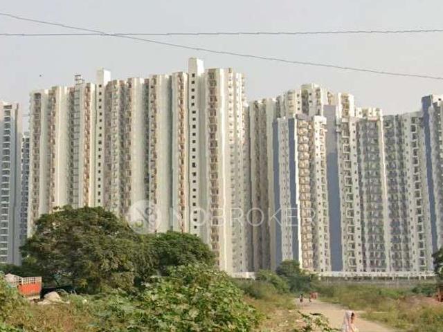 2 BHK Flat In Apartment for Rent In Tech Zone Iv