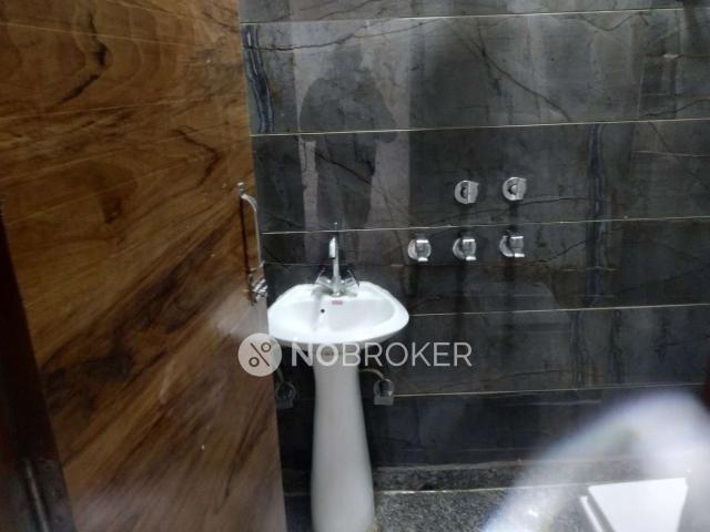 2 BHK Flat In Apartment for Rent In Uttam Nagar