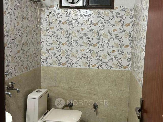 2 BHK Flat In Apartment for Rent In Uttam Nagar