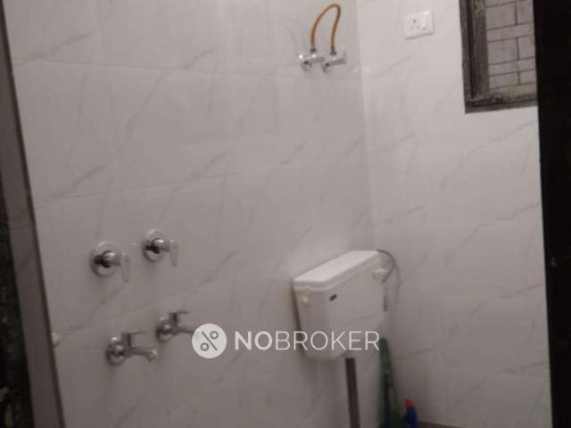 2 BHK Flat In Apartment for Rent In West Enclave, Pitampura