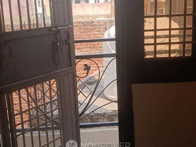 2 BHK Flat In Apartment for Rent In Chhatarpur