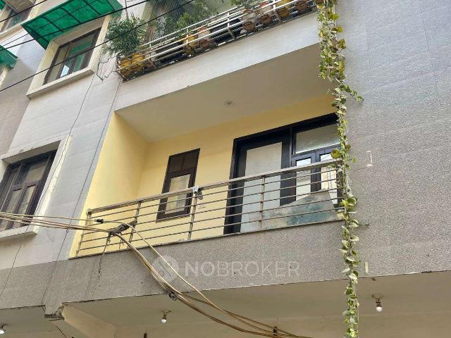 2 BHK Flat In Apartment for Rent In Dwarka