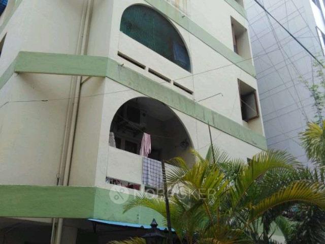 2 BHK Flat In Apartment for Rent In Marredpally