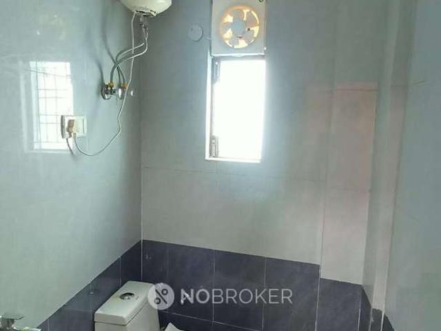 2 BHK Flat In Apartment for Rent In Moti Bagh