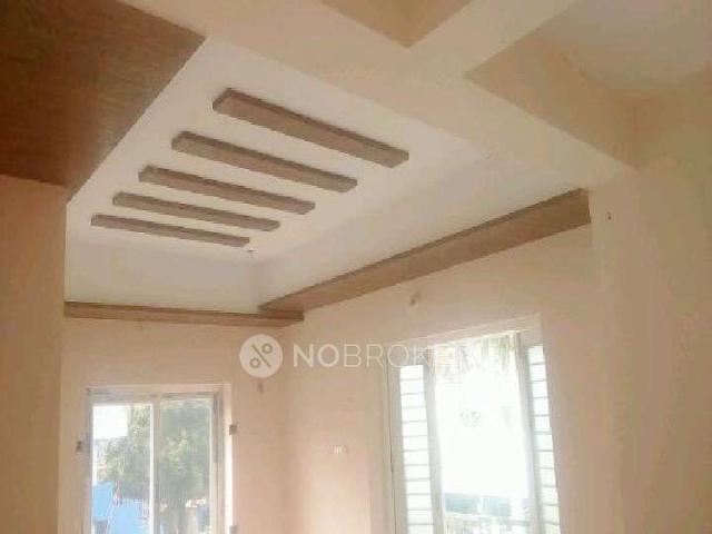 2 BHK Flat In Appartment for Rent In Pallikaranai