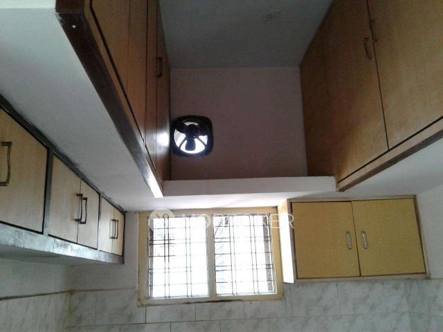 2 BHK Flat In Ashrahills for Rent In West Marredpally