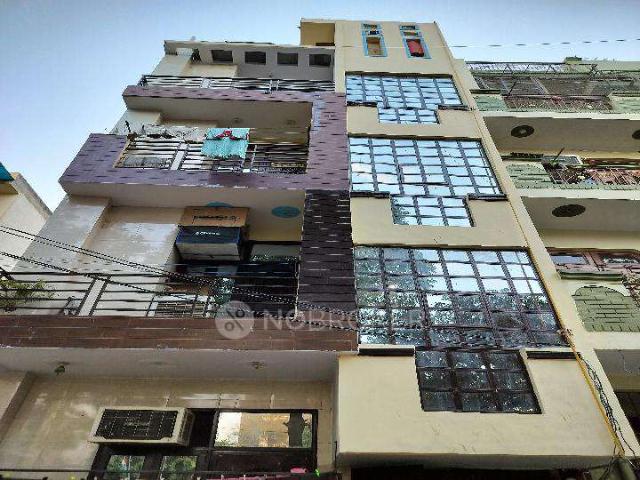 2 BHK Flat In Ashram Society, Sector 5, Vasundhra for Rent In Sector 5, Vasundhara