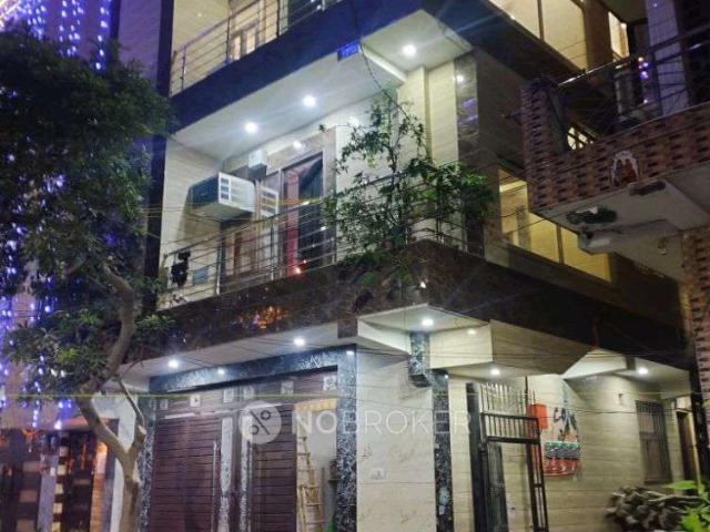 2 BHK Flat In Builder Floor for Rent In Matiala