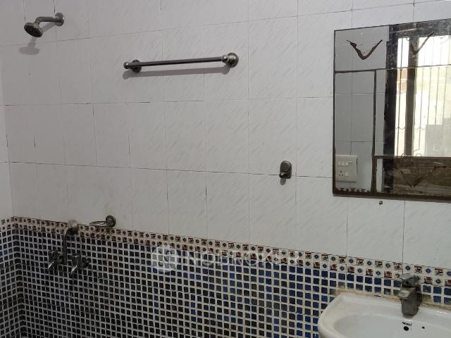 2 BHK Flat In Builder Floor for Rent In Palam Vihar