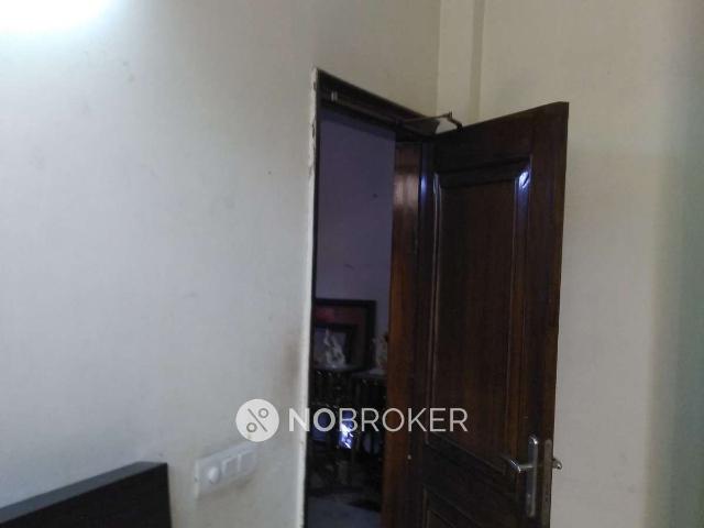 2 BHK Flat In Builder Floor for Rent In Pitam Pura