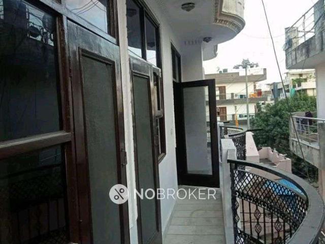2 BHK Flat In Builder Floor For Sale In Model Town Road