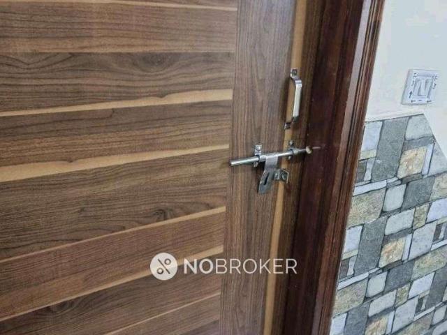 2 BHK Flat In Builder Floor For Sale In Paharganj