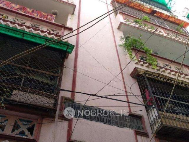 2 BHK Flat In B 190 Arjun Nagar, near Bada Gurdwara, Safdarjung Enclave for Rent In Safdarjung Enclave