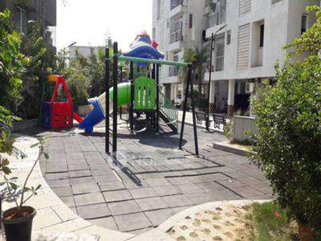 2 BHK Flat In Bbcl Navarathna Apartment For Sale In Ambatt