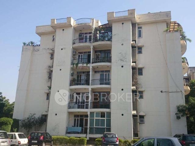 2 BHK Flat In Bharth Orendis for Rent In Sector 52
