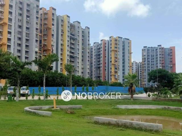 2 BHK Flat In Bharat City Central Tower for Rent In Indraprashtha Yojna